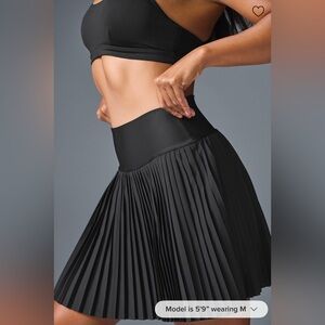 ALO Yoga Elegant Black Pleated Skater Skirt